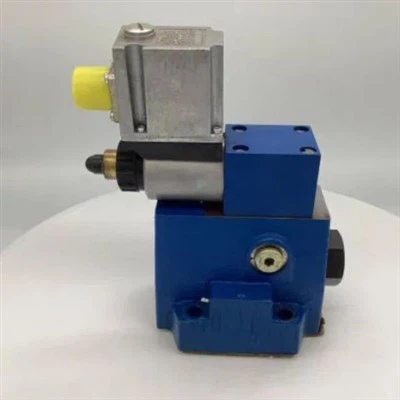 4-ходовий гідравлічний клапан DREE